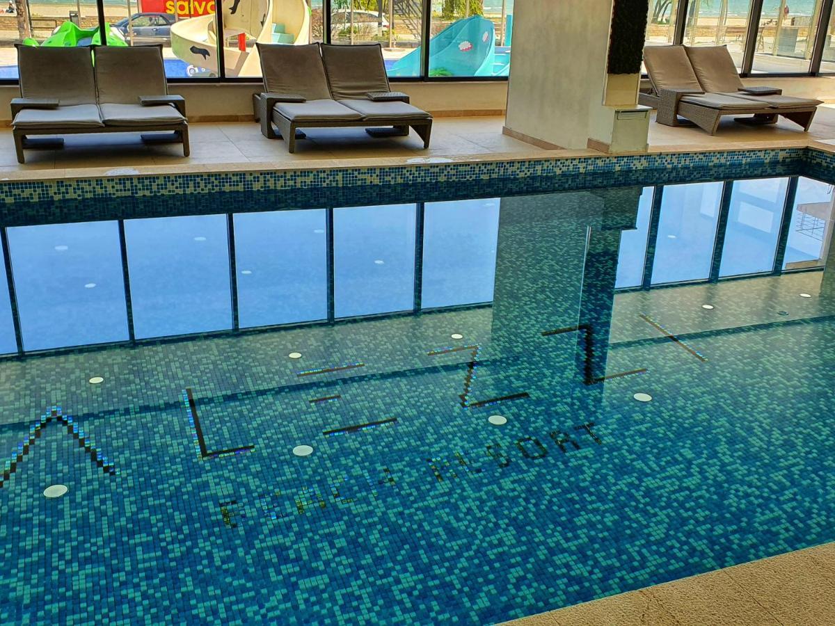 Apartament Sunway Alezzi Beach Năvodari Exterior foto