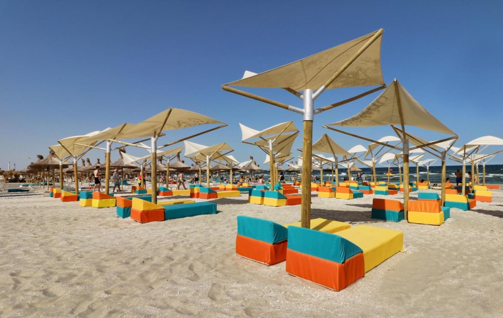 Apartament Sunway Alezzi Beach Năvodari Exterior foto