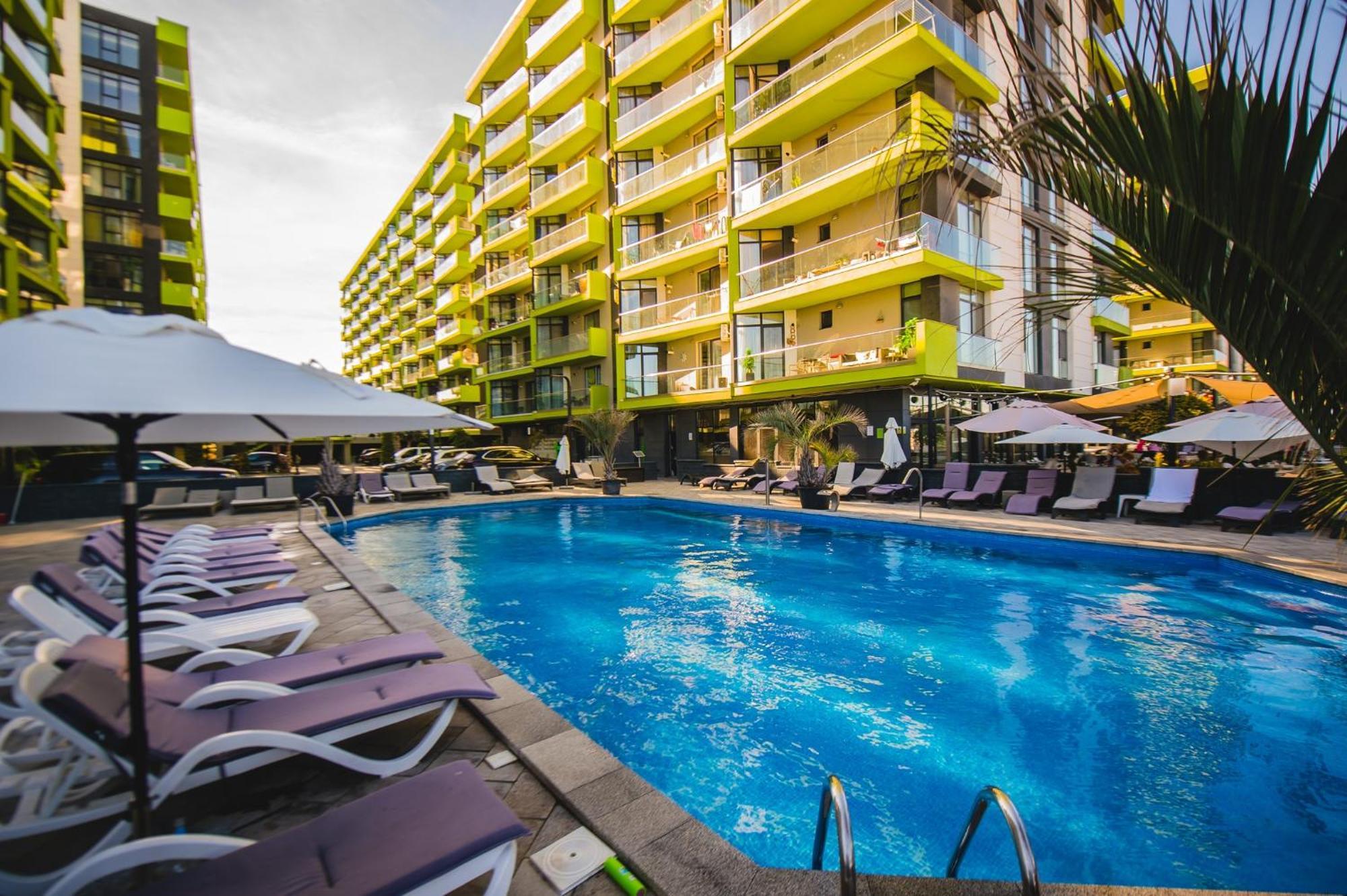 Apartament Sunway Alezzi Beach Năvodari Exterior foto