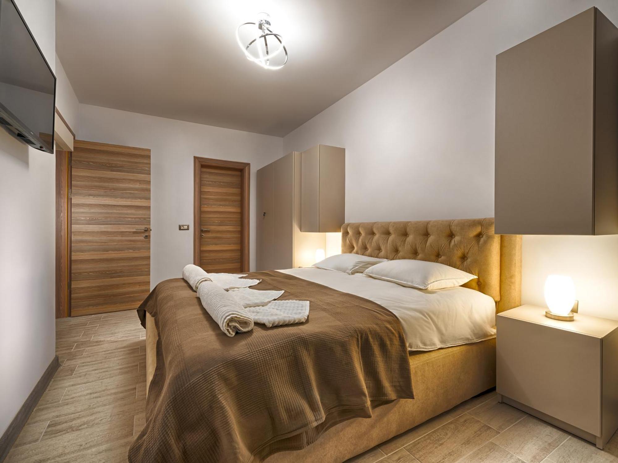 Apartament Sunway Alezzi Beach Năvodari Exterior foto
