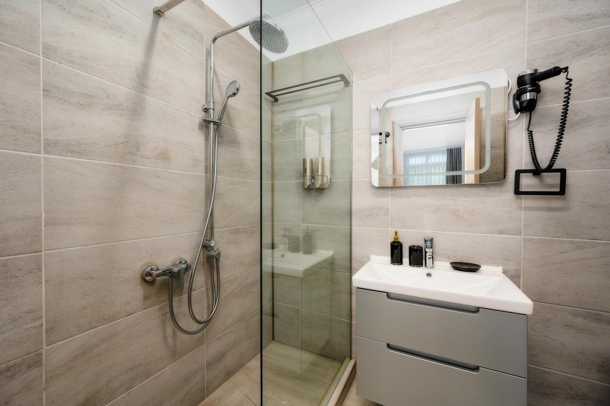 Apartament Sunway Alezzi Beach Năvodari Exterior foto